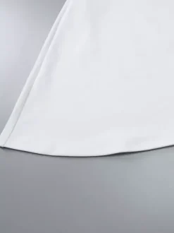 Robe de soirée blanche en polyester bicolore sans manches et sans bretelles