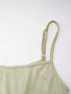 Robe de soirée longue abricot clair col montant plissée manches courtes imprimée