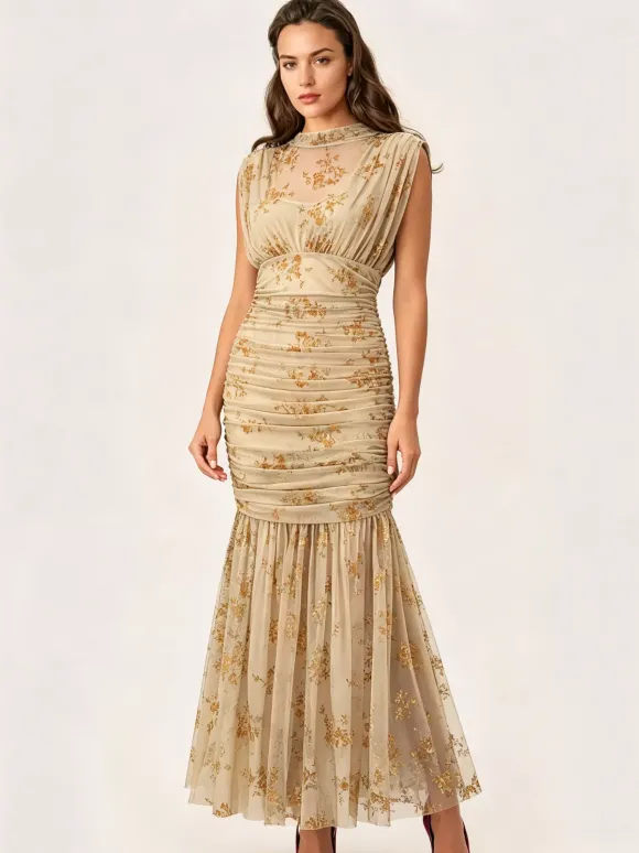 Robe de soirée longue abricot clair col montant plissée manches courtes imprimée
