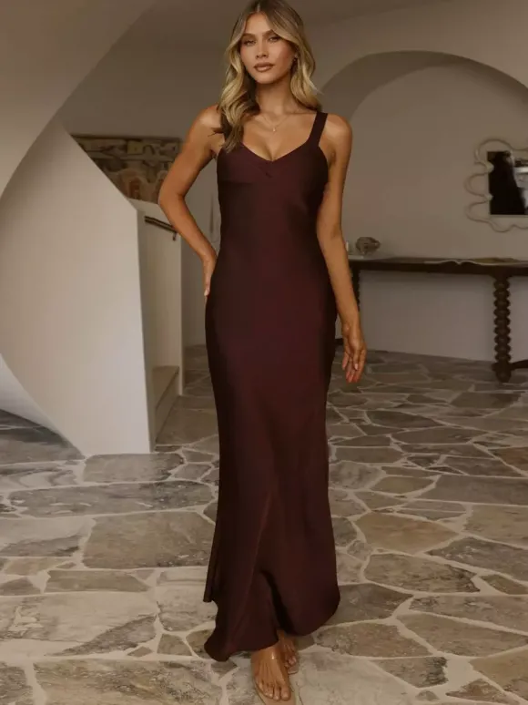 Robe de soirée longue bleu royal à bretelles col sans manches dos nu sexy et semi-formelle