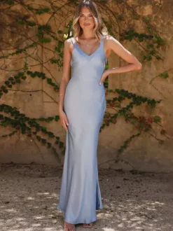 Robe de soirée longue bleu royal à bretelles col sans manches dos nu sexy et semi-formelle
