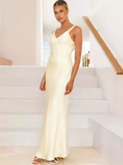 Robe de soirée longue bleu royal à bretelles col sans manches dos nu sexy et semi-formelle