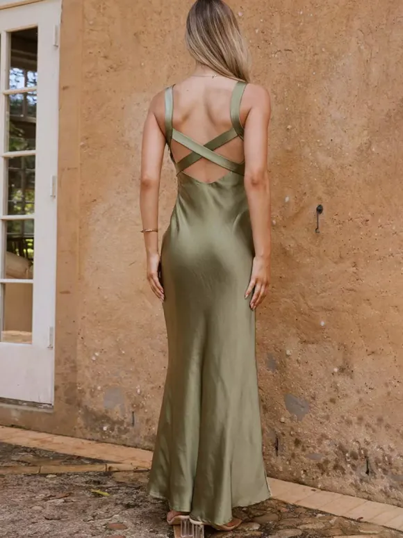 Robe de soirée longue bleu royal à bretelles col sans manches dos nu sexy et semi-formelle