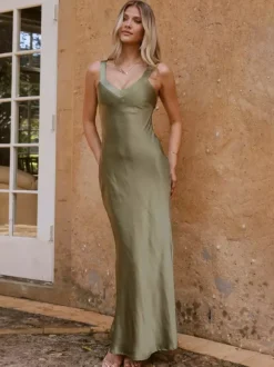 Robe de soirée longue bleu royal à bretelles col sans manches dos nu sexy et semi-formelle