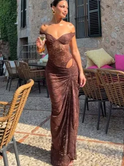 Robe de soirée longue marron café en dentelle épaules dénudées style semi-formel sexy
