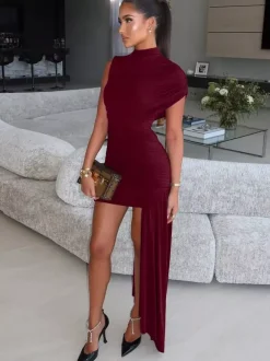 Robe de soirée marron café à manches courtes et col montant plissée
