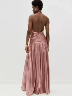 Robe de soirée maxi dorée sans manches et dos nu élégante et semi-formelle
