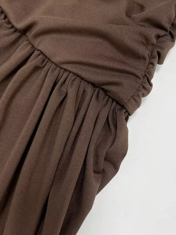 Robe de soirée maxi marron sans bretelles plissée sans manches robe sexy semi-formelle