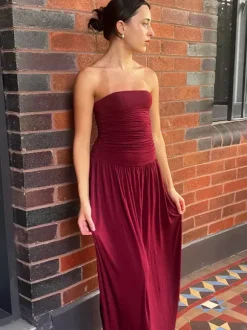 Robe de soirée maxi marron sans bretelles plissée sans manches robe sexy semi-formelle