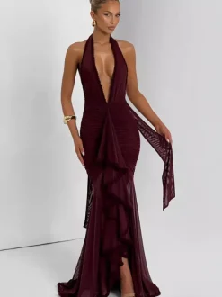 Robe de soirée maxi moulante à col en V profond et froncée dos nu collection 2026
