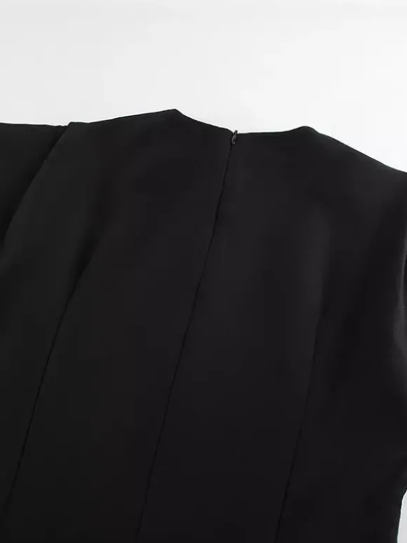 Robe de soirée maxi noire à col rond et boutons sans manches élégante et semi-formelle