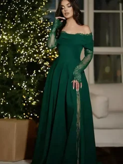 Robe de soirée maxi trapèze fendue manches longues et épaules dénudées en dentelle cils et dentelle cils