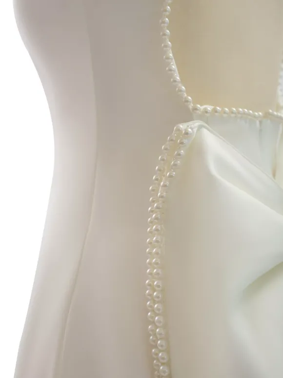 Robe de soirée mini blanche à col bijou et perles sans manches dos nu sexy et semi-formelle