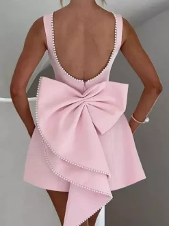 Robe de soirée mini blanche à col bijou et perles sans manches dos nu sexy et semi-formelle
