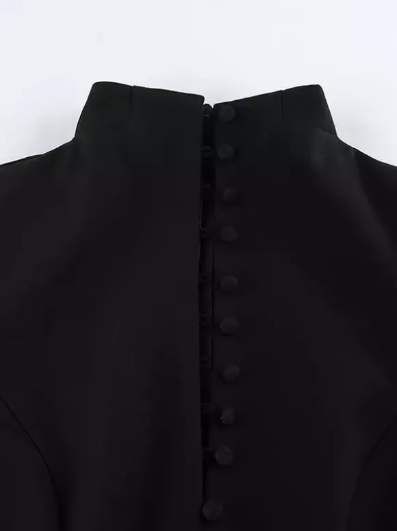 Robe de soirée mini élégante à col V poches boutonnées et coupe ajustée