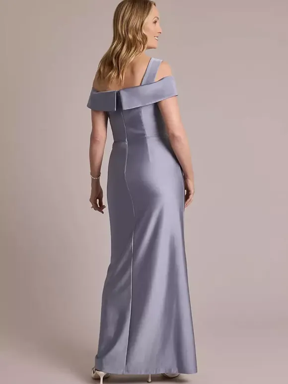 Robe de soirée pour la mère de la mariée décolleté conçu robe de bal sans manches plissée longueur au sol robes d'invitées de mariage