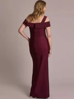 Robe de soirée pour la mère de la mariée décolleté conçu robe de bal sans manches plissée longueur au sol robes d'invitées de mariage