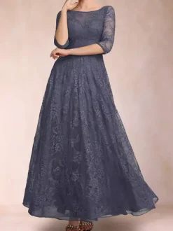 Robe de soirée pour la mère de la mariée col rond manches 3/4 coupe trapèze dentelle longueur cheville idéale pour les invitées de mariage.