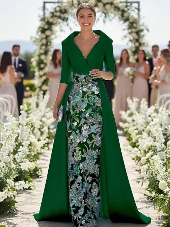 Robe de soirée pour la mère de la mariée col en V manches 3/4 coupe trapèze en dentelle idéale pour un mariage.