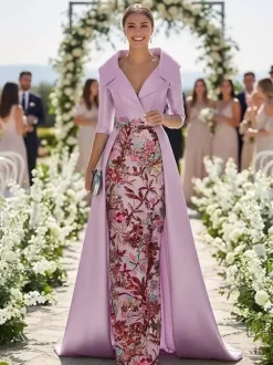 Robe de soirée pour la mère de la mariée col en V manches 3/4 coupe trapèze en dentelle idéale pour un mariage.