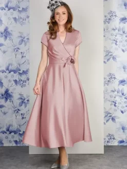 Robe de soirée pour mère de la mariée col en v manches courtes ligne a fleurs longueur cheville robes d'invitées pour mariage