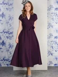 Robe de soirée pour mère de la mariée col en v manches courtes ligne a fleurs longueur cheville robes d'invitées pour mariage