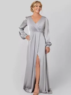 Robe de soirée pour mère de la mariée col en V manches longues ligne A plissée avec traîne robes d'invitées pour mariage