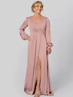 Robe de soirée pour mère de la mariée col en V manches longues ligne A plissée avec traîne robes d'invitées pour mariage