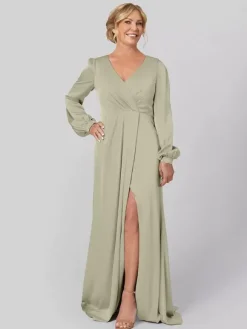 Robe de soirée pour mère de la mariée col en V manches longues ligne A plissée avec traîne robes d'invitées pour mariage