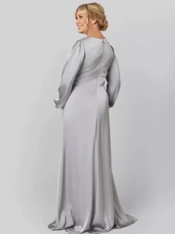 Robe de soirée pour mère de la mariée col en V manches longues ligne A plissée avec traîne robes d'invitées pour mariage