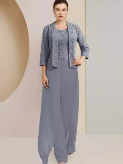 Robe de soirée pour mère de la mariée  col bijou  manches 3/4  deux pièces en dentelle  robes d'invitées de mariage