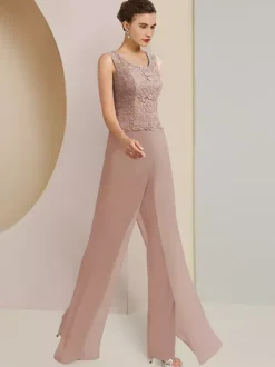 Robe de soirée pour mère de la mariée  col bijou  manches 3/4  deux pièces en dentelle  robes d'invitées de mariage