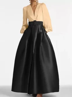 Robe de soirée princesse décolleté en V manches longues fermeture éclair ceinture en satin.