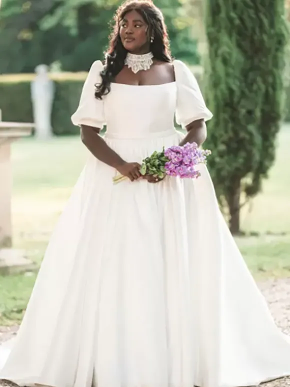 Robe de soirée princesse silhouette col carré tissu satiné longueur au sol boutons robes de soirée sociales