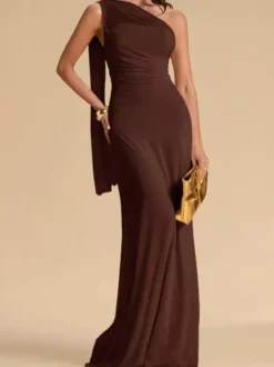 Robe de soirée robe de bal décolleté travaillé mousseline avec traîne plissée robe de concours de beauté