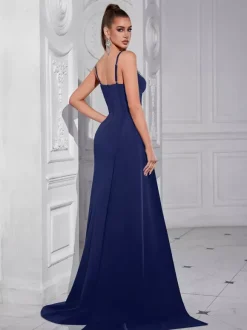 Robe de soirée robe de bal décolleté travaillé avec traîne sans manches fermeture éclair et fente sur le devant en satin robe de cérémonie