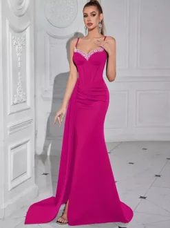 Robe de soirée robe de bal décolleté travaillé avec traîne sans manches fermeture éclair et fente sur le devant en satin robe de cérémonie