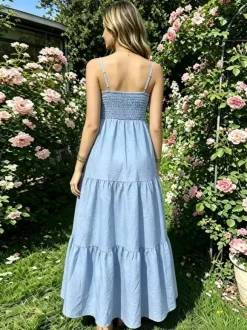 Robe de vacances maxi dos nu plissée sans manches bretelles col chic bleu ciel