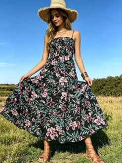 Robe de vacances maxi dos nu plissée sans manches bretelles col chic bleu ciel