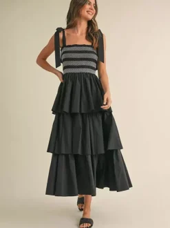 Robe d'été à volants et smocks pour femme - Robe longue trapèze à bretelles nouées style bohème - Idéale pour une fête d'été à la plage 2026