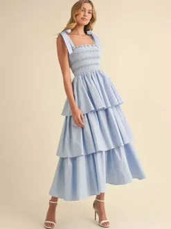 Robe d'été à volants et smocks pour femme - Robe longue trapèze à bretelles nouées style bohème - Idéale pour une fête d'été à la plage 2026