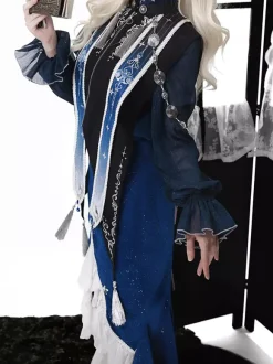 Robe Gothic Lolita à volants bleu marine foncé élégante haut victorien style astrologue cape et jupe sirène ensemble deux pièces