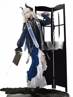 Robe Gothic Lolita à volants bleu marine foncé élégante haut victorien style astrologue cape et jupe sirène ensemble deux pièces