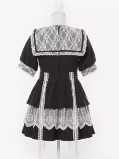 Robe gothique Lolita de style japonais en dentelle épissée col marin manches courtes coupe ajustée