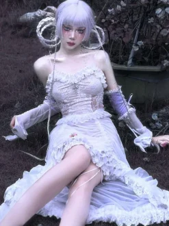 Robe gothique Lolita JSK Punk sans manches  volants en dentelle  motif croisé  jupe pull Lolita blanche