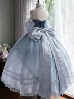 Robe Lolita féerique à bretelles spaghetti corset dos nu robe Lolita longue en dentelle