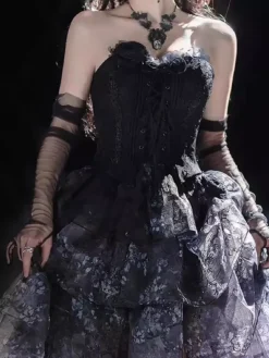 Robe Lolita féerique noire à fines bretelles et volants robe Lolita pour tea party