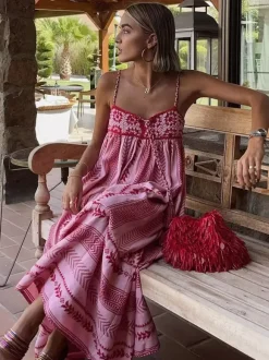 Robe longue à bretelles fines et volants rose à imprimé géométrique pour femme - Style bohème - Collection été 2026