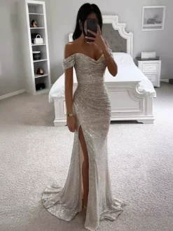Robe longue à sequins épaules dénudées et fente haute idéale pour les événements formels 2026