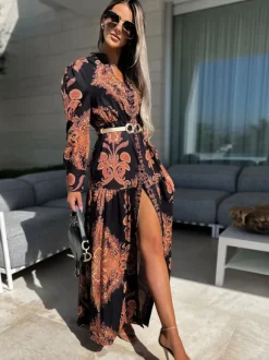 Robe longue baroque à imprimé volutes col en V manches lanternes et fente haute - Idéale pour les invités aux mariages de printemps 2026